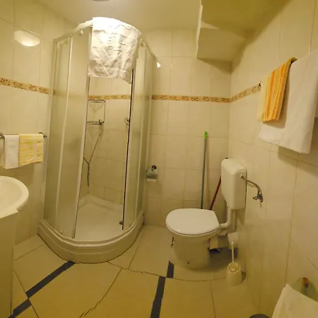 Smirna Apartamento *