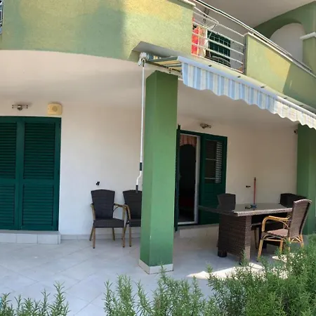 Apartment Smirna
