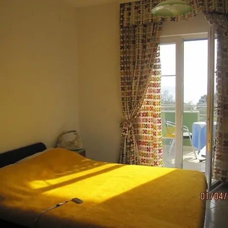 Smirna Apartment