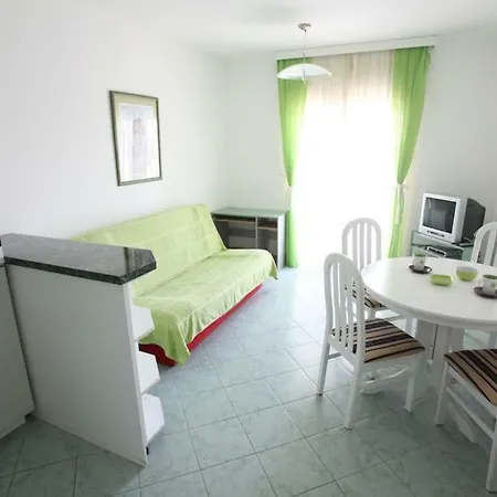 Smirna Apartment